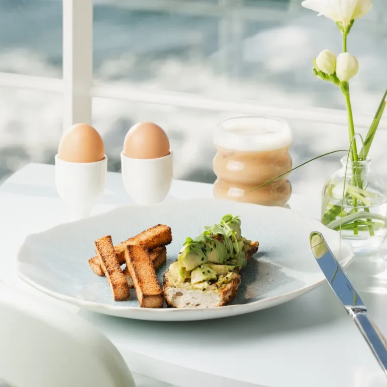 hotel-les-bords-de-mer-marseille-brunch-plat